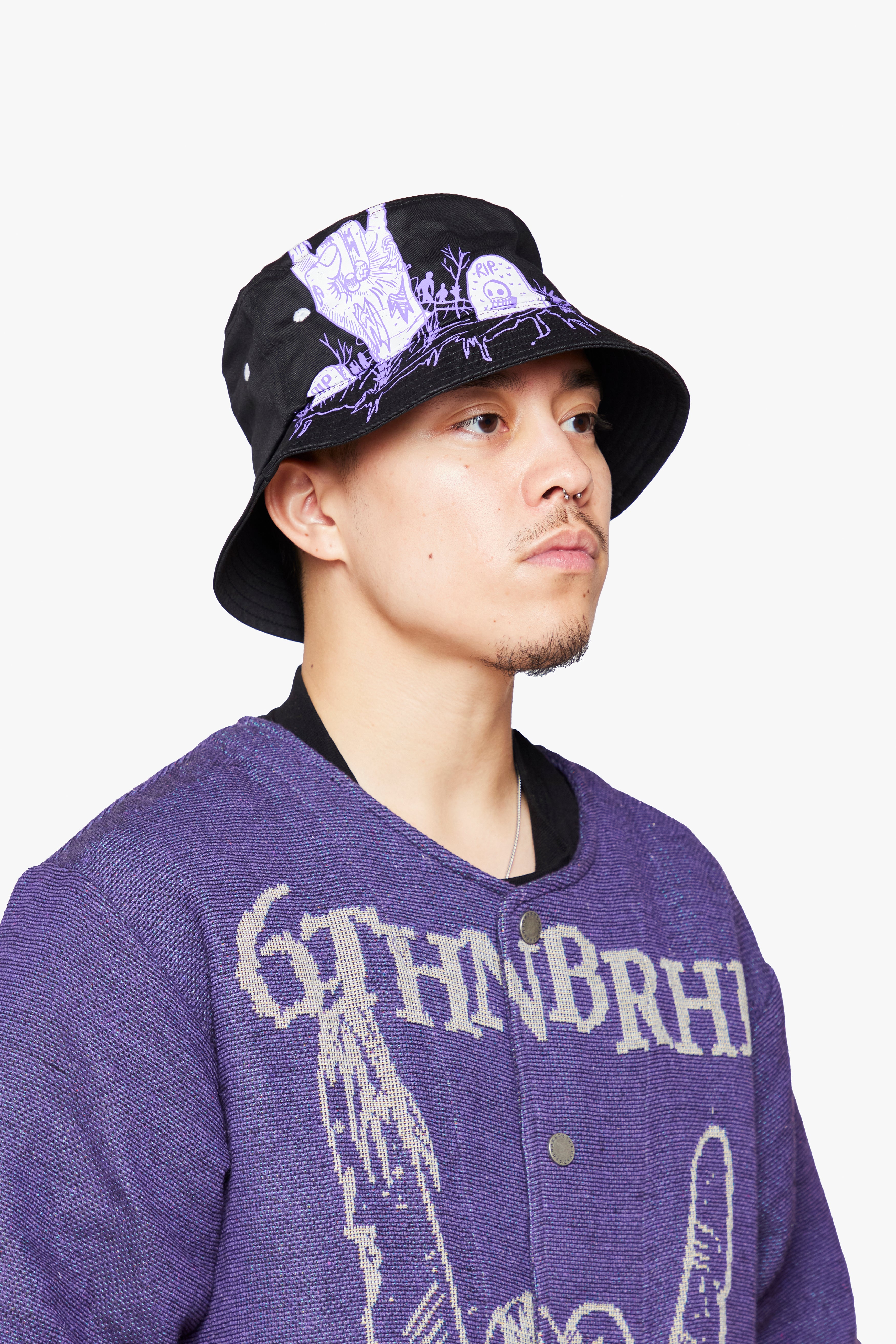 "FinaleRest" Bucket Hat Black
