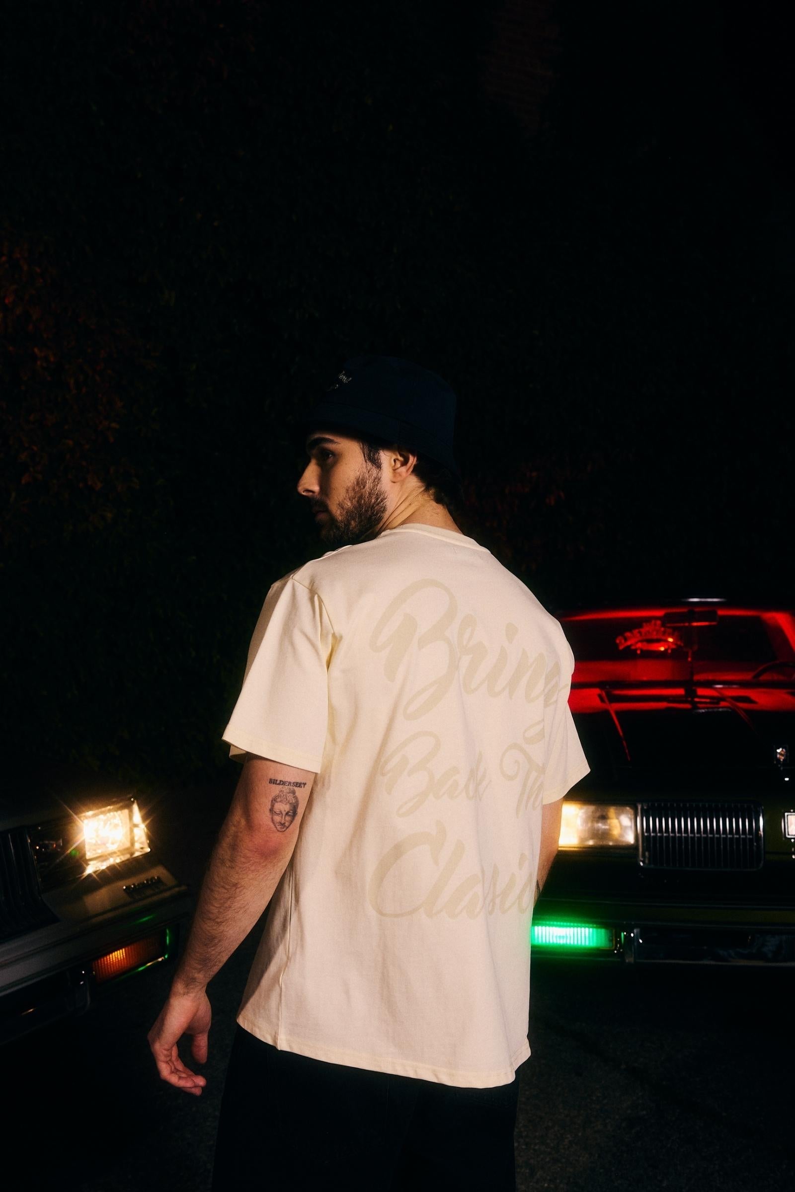 "Classic Is Back" Graphic Tee Cream