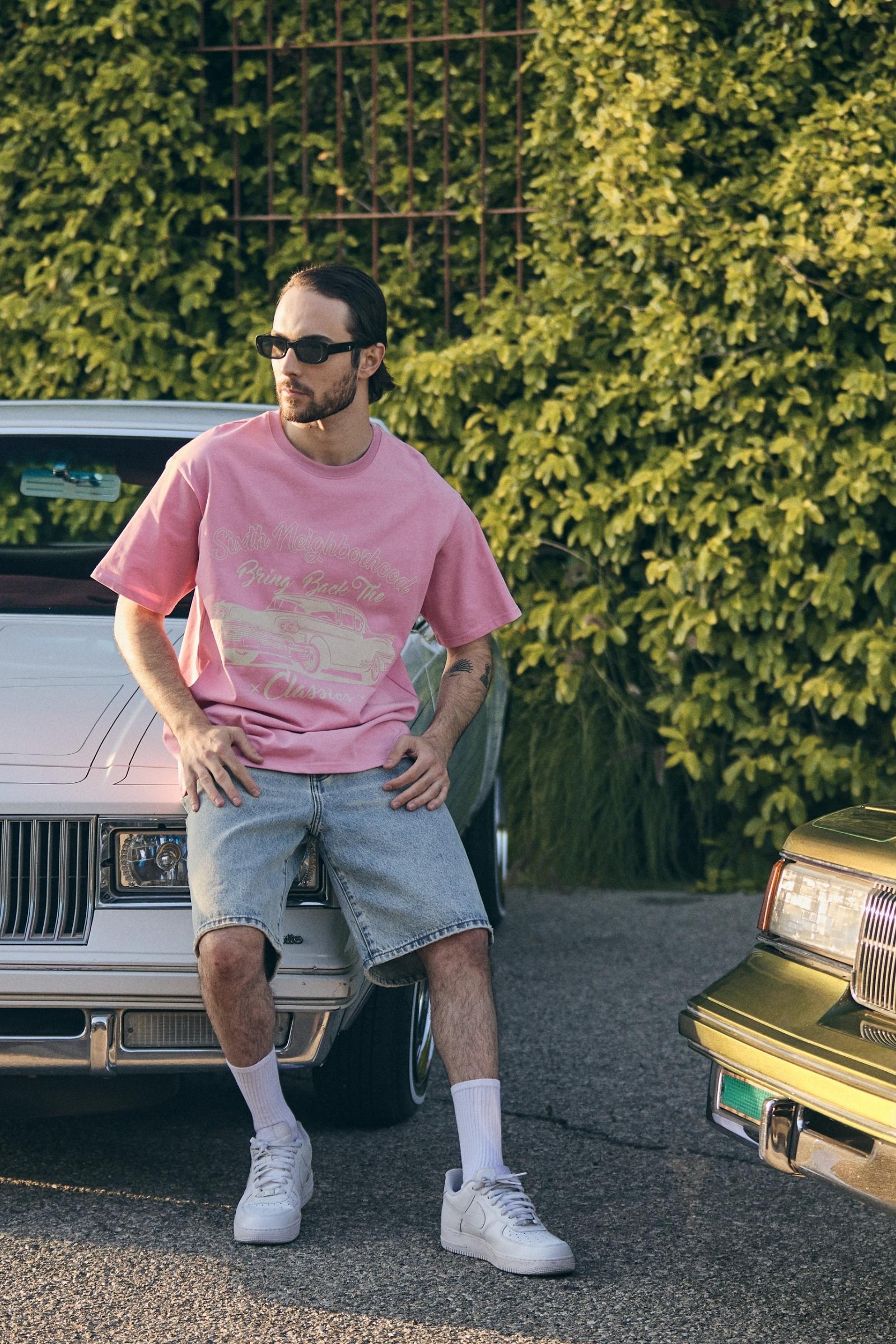 "Classic Is Back" Boxy Tee Pink