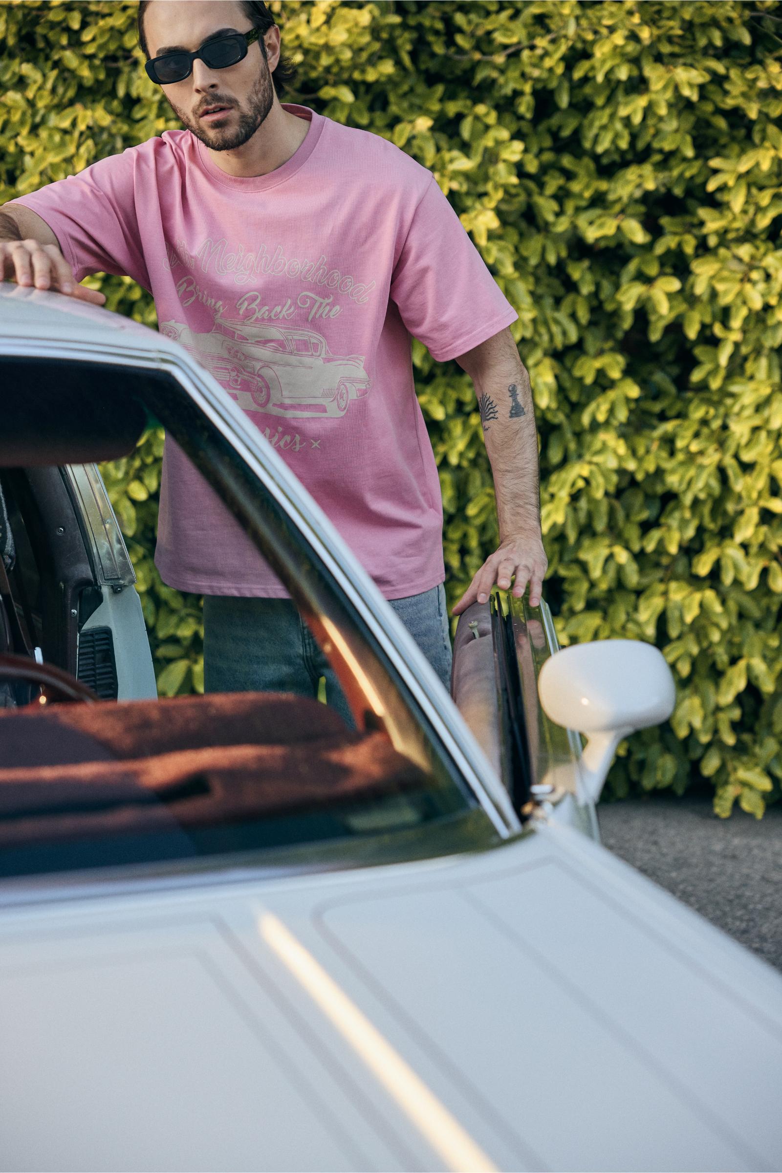 "Classic Is Back" Boxy Tee Pink