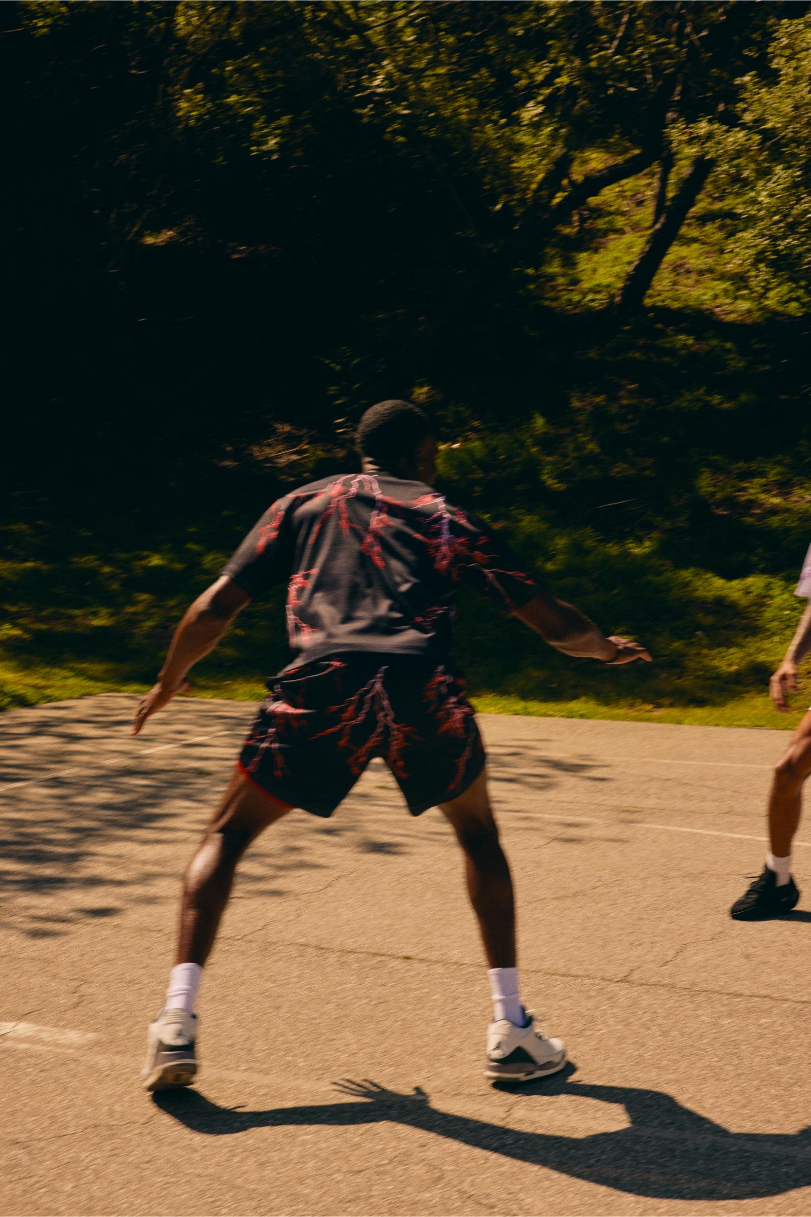 "Scrimmage" Box-Fit Mesh Tee Black Red
