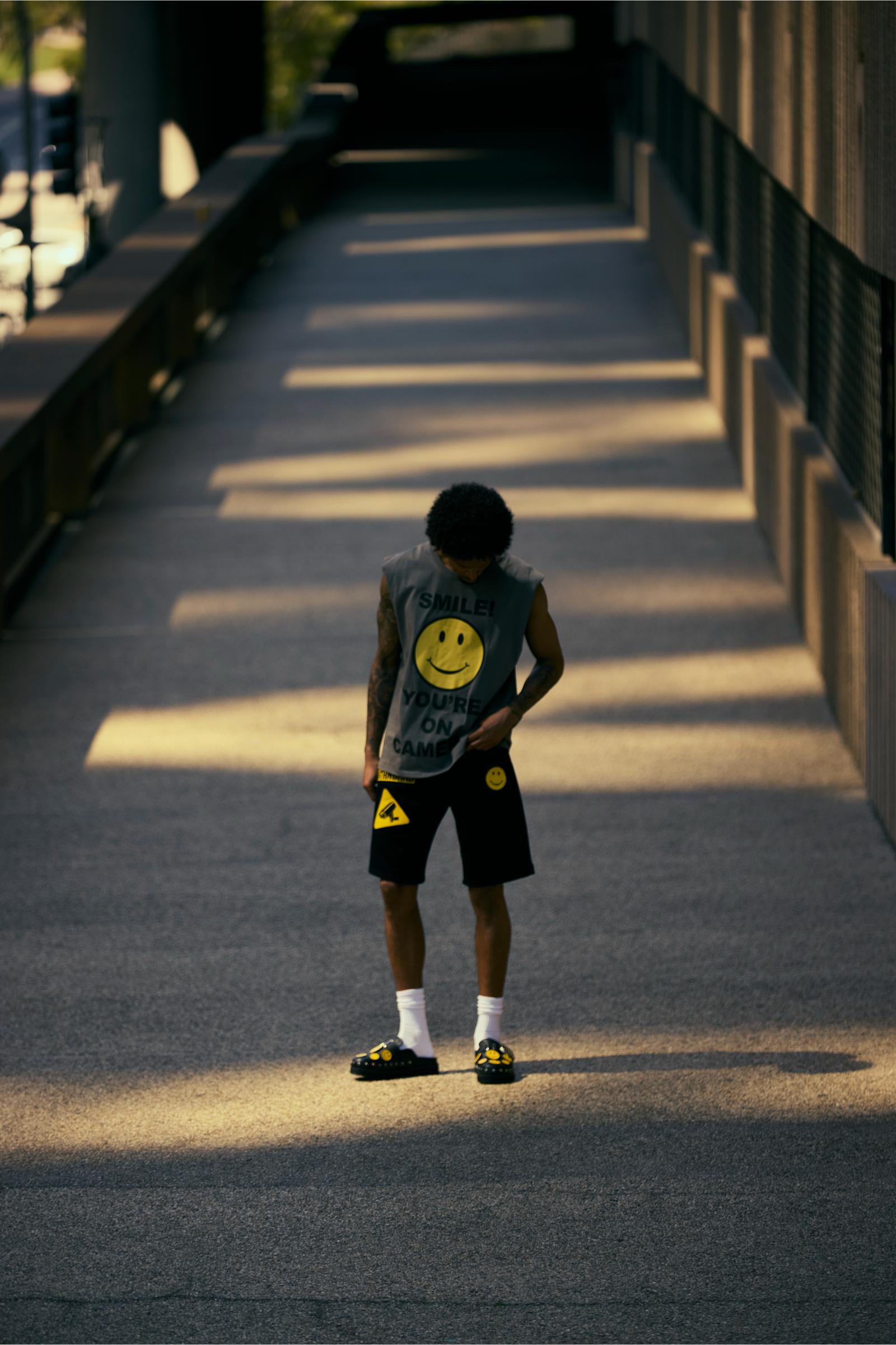 "Notice" Relaxed Sleeveless Tee Grey