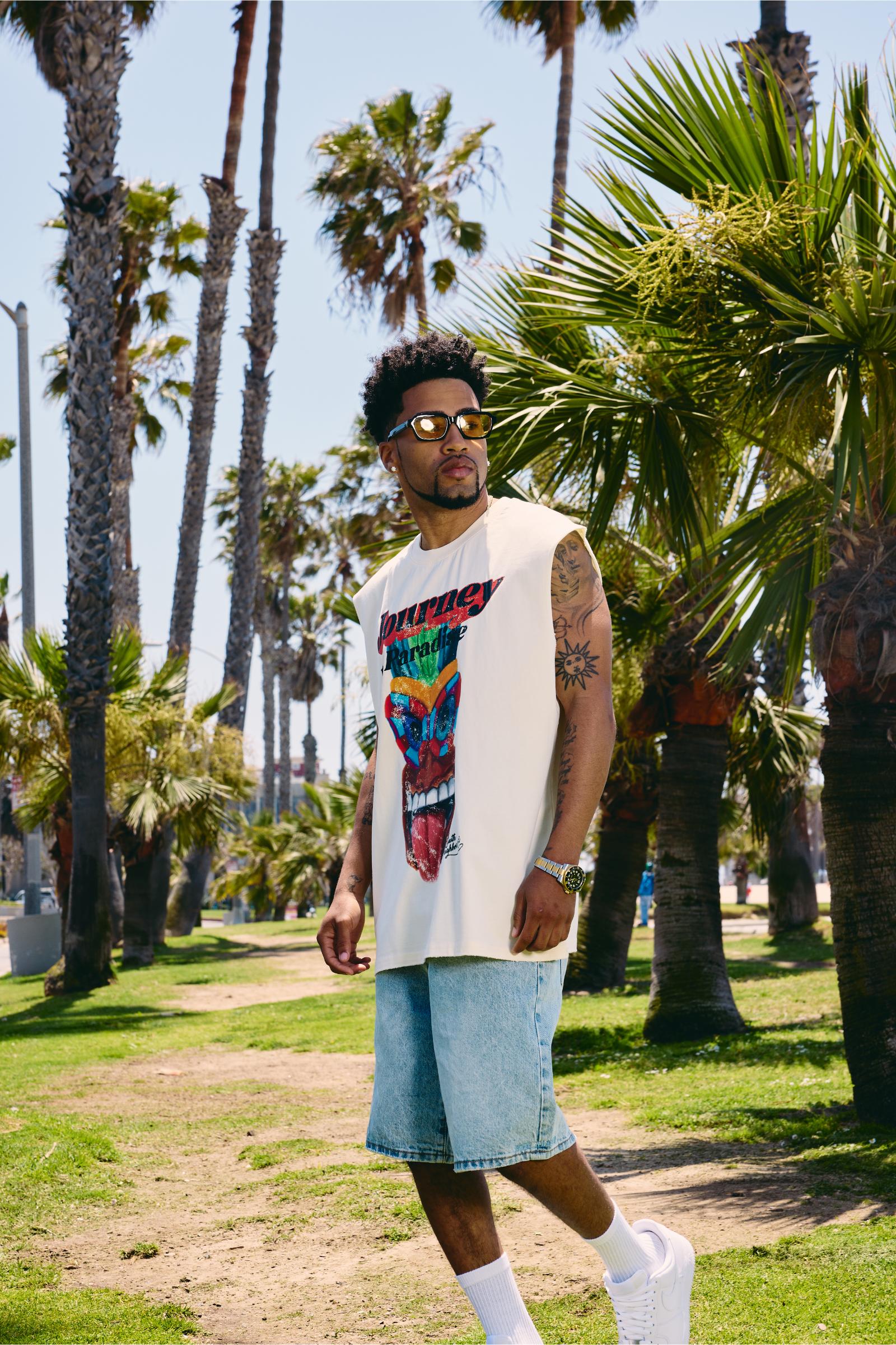 "Muscle" Graphic Tee Cream