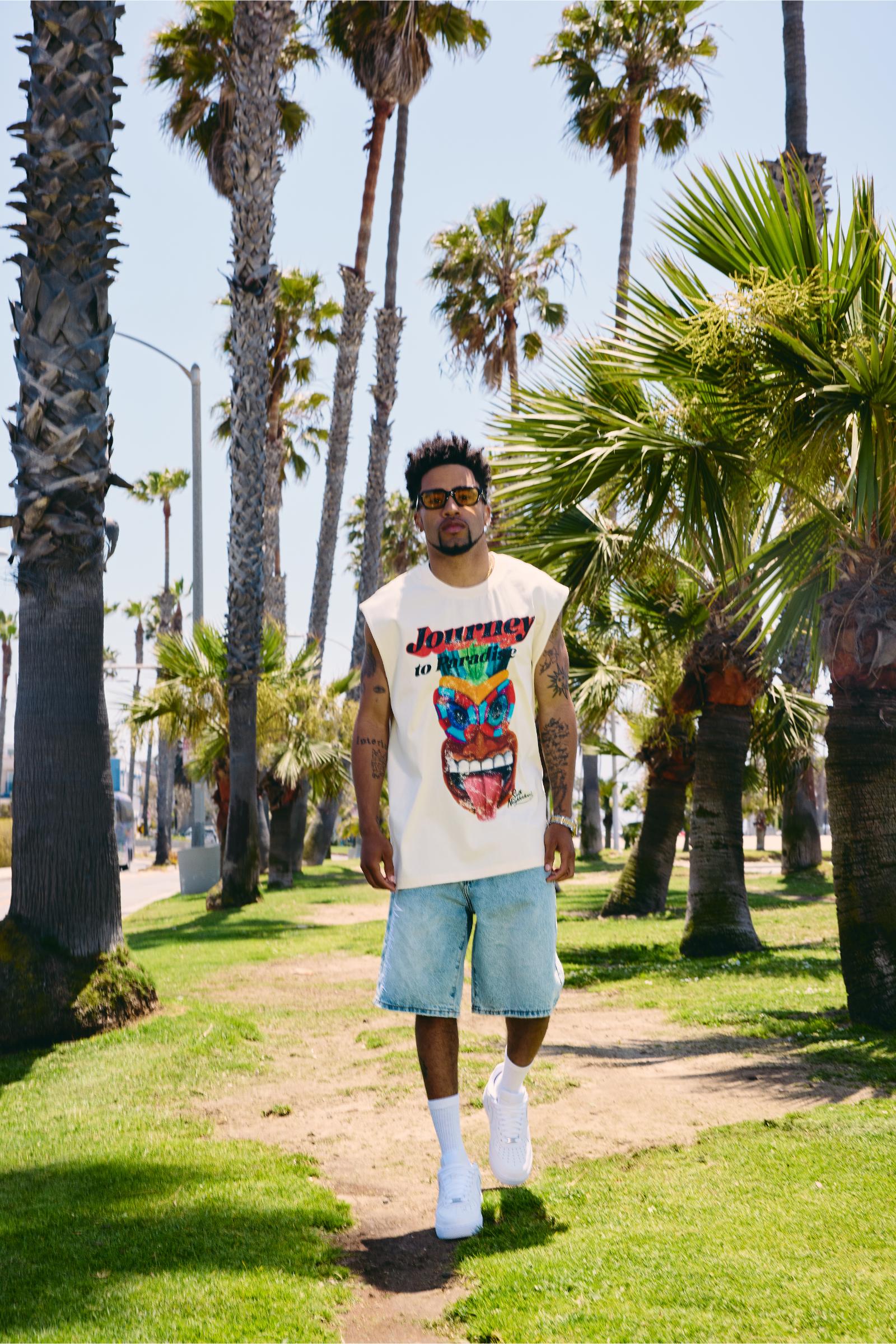 "Muscle" Graphic Tee Cream