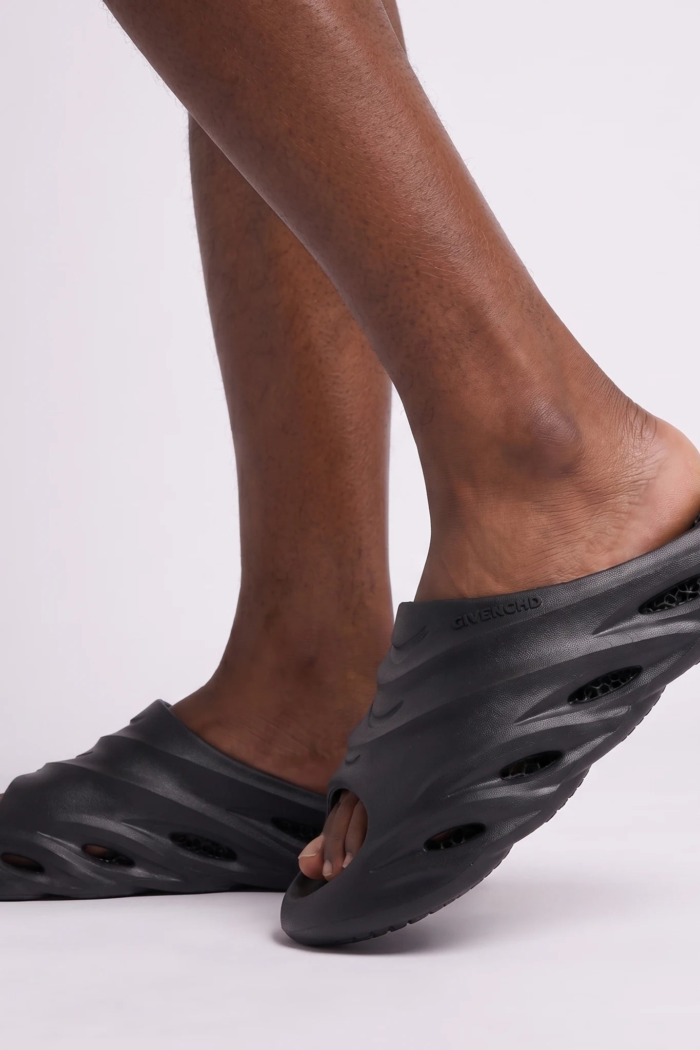 "Esntl 2.0" Slide Footwear Black