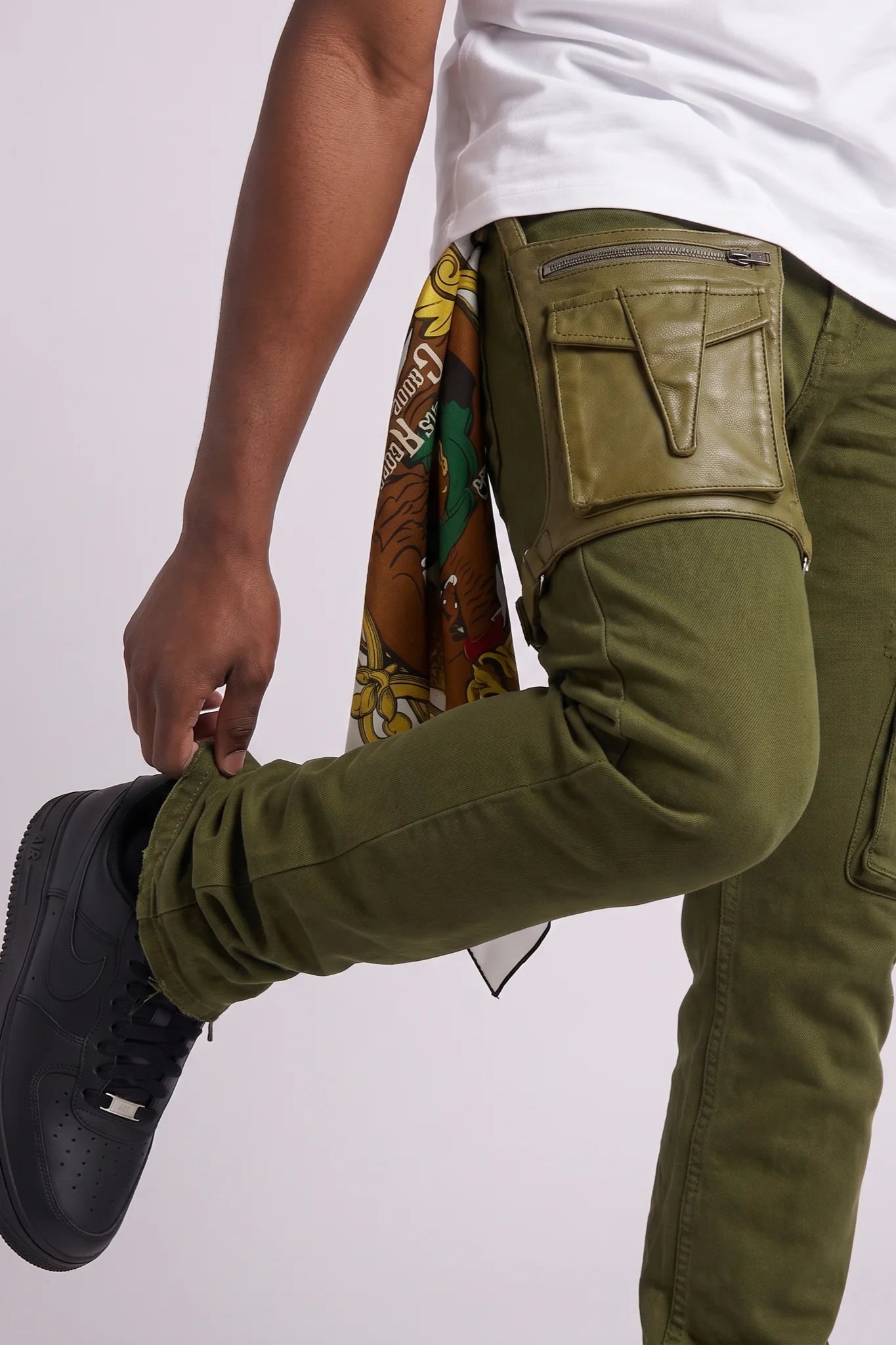 "Indiana" Stacked Jeans Olive