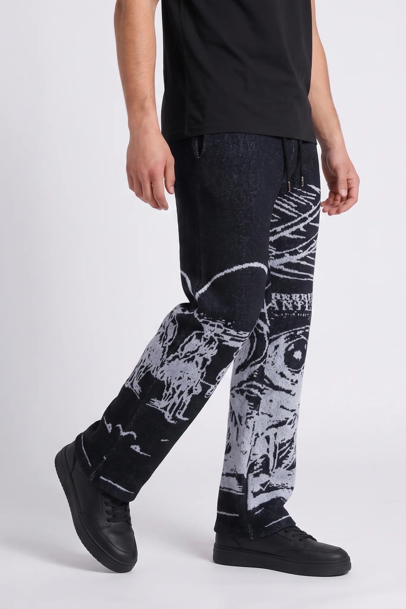 "Quickdraw" Tapestry Pants Black