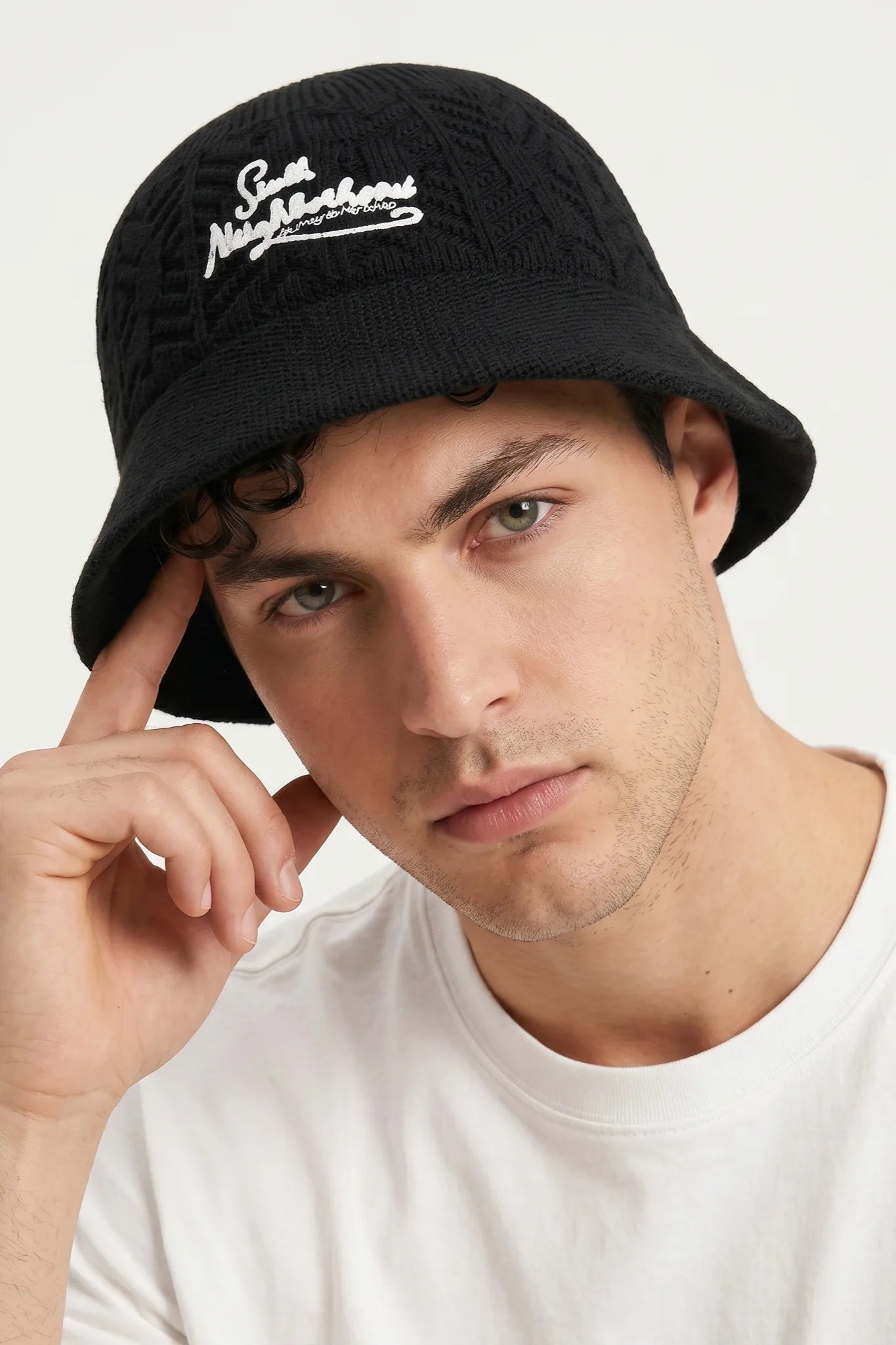 "Tiki" Bucket Hat Black