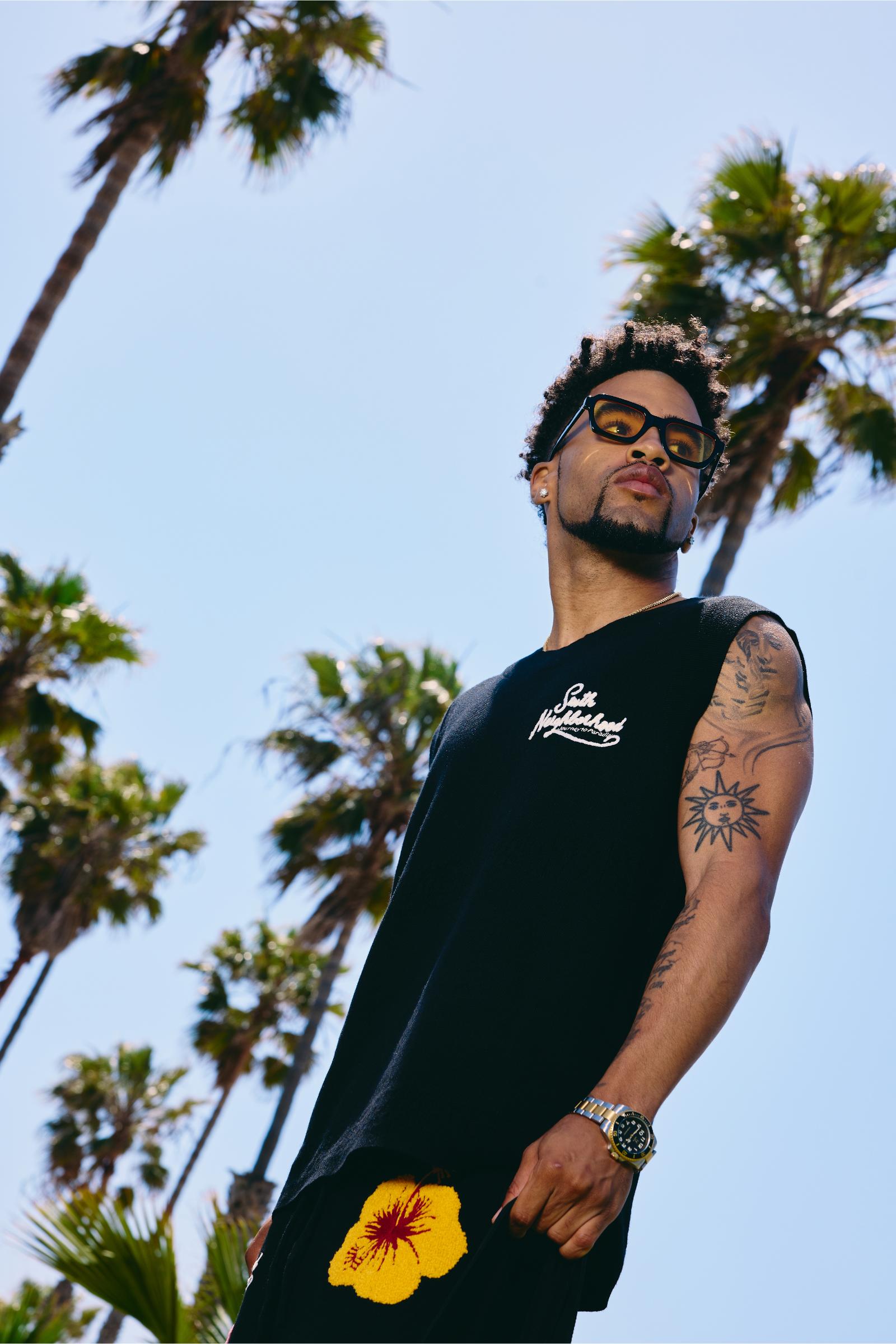 "Reef" Sleeveless Knit Vest Black