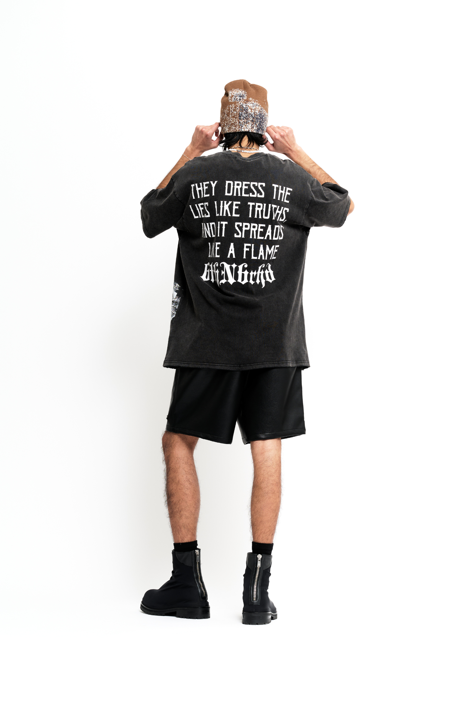 "Ashes" Oversized Graphic Tee Black