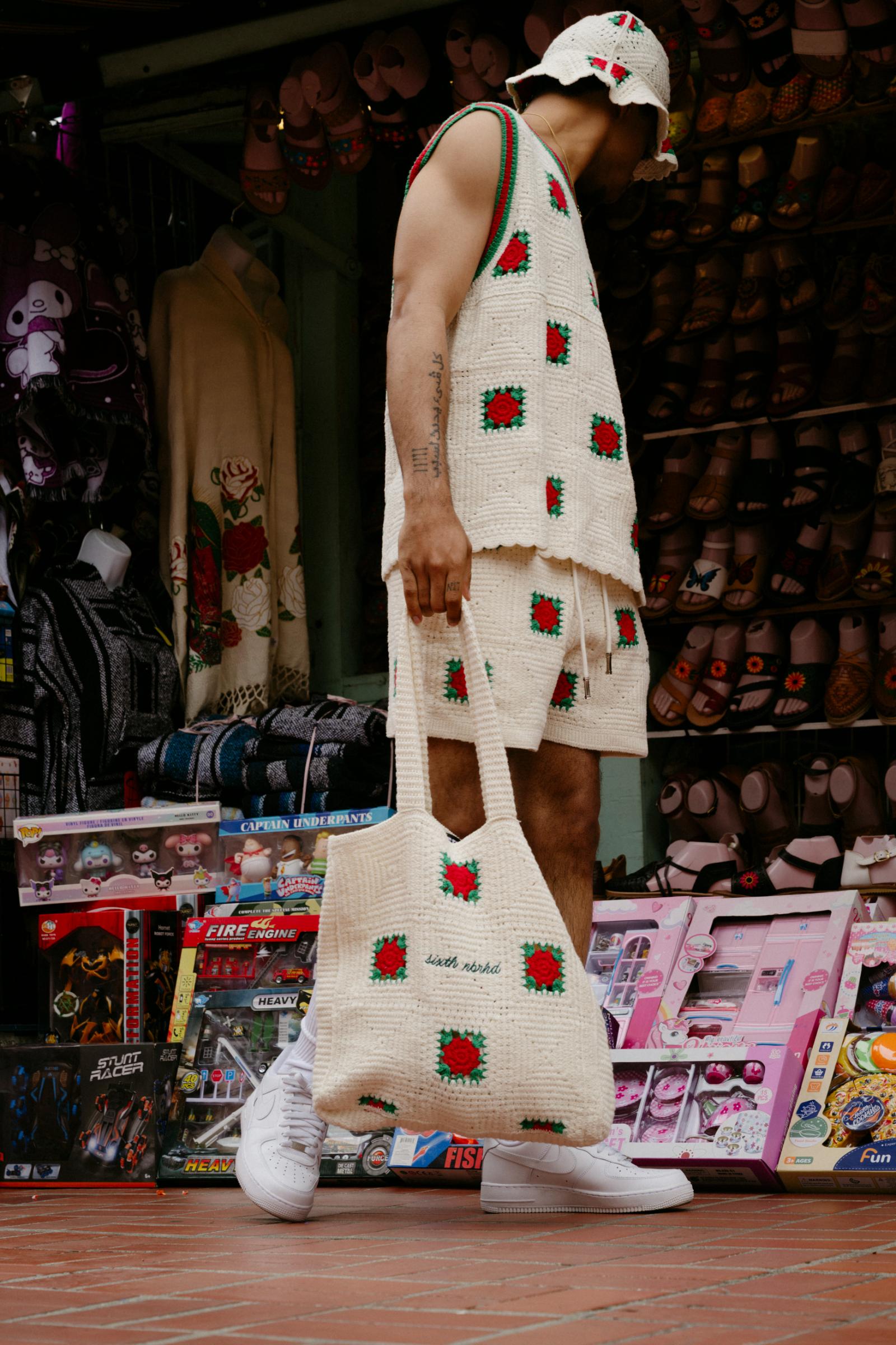 "Handmade" Knit Shorts With Rose Motif