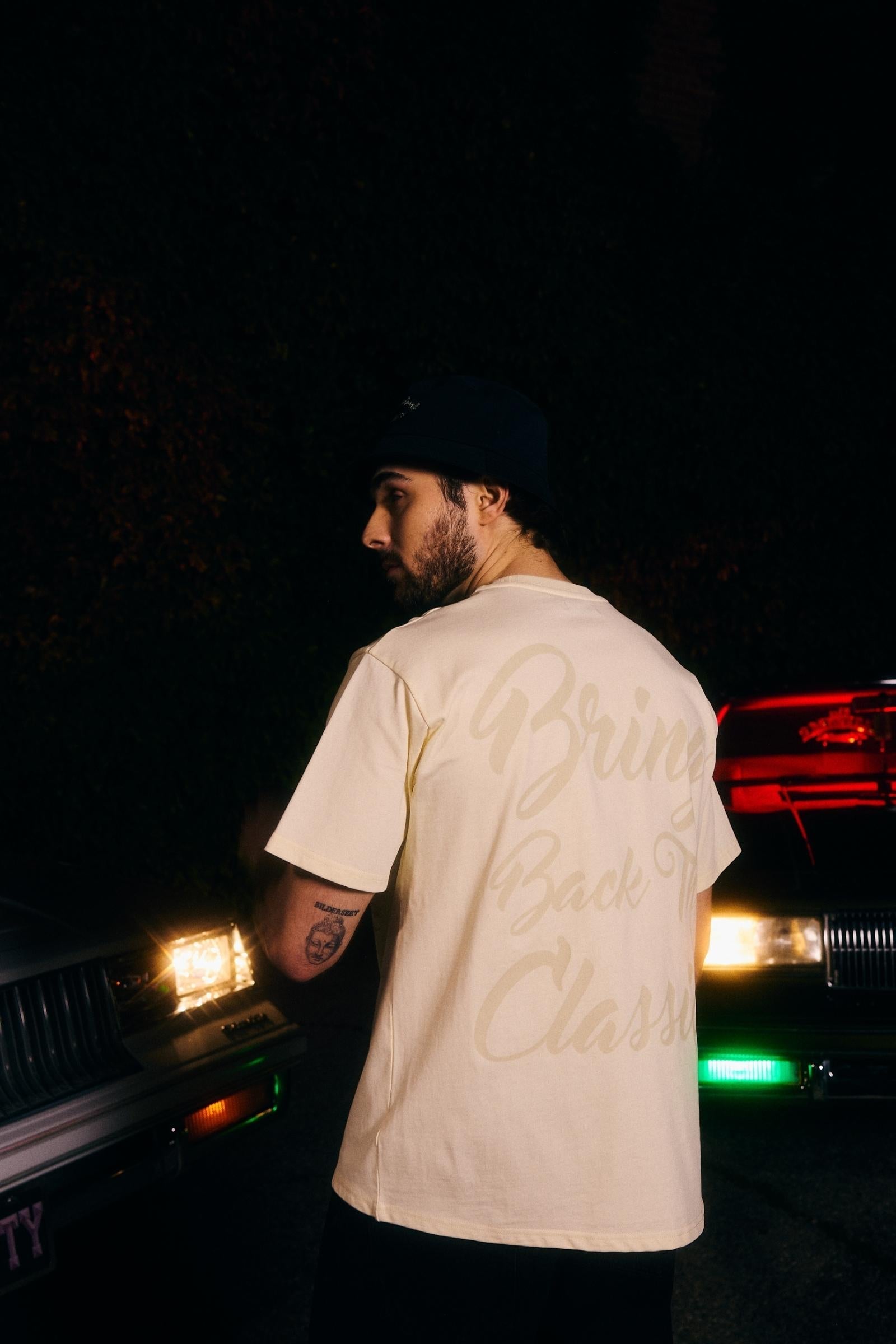 "Classic Is Back" Graphic Tee Cream