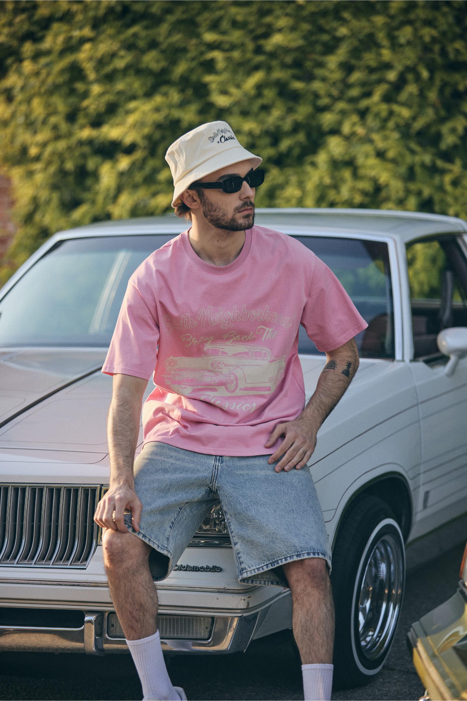 "Classic Is Back" Boxy Tee Pink