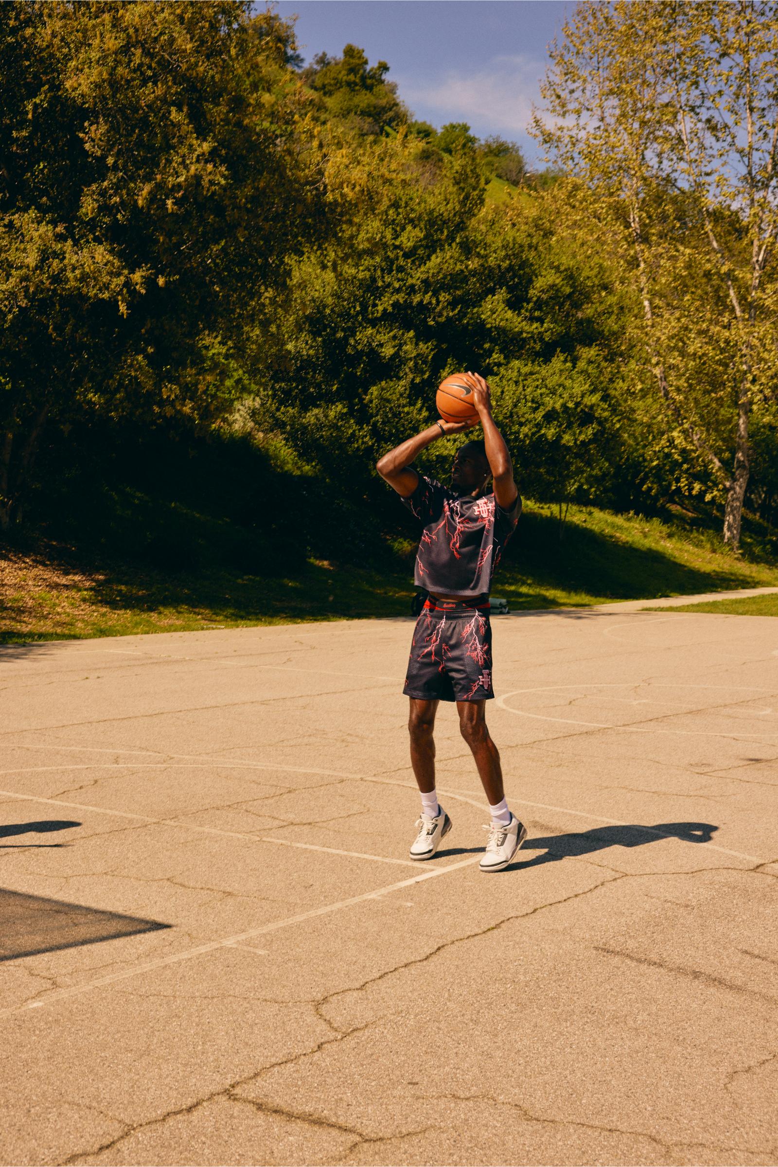 "Try-Outs" Mesh Shorts Black Red