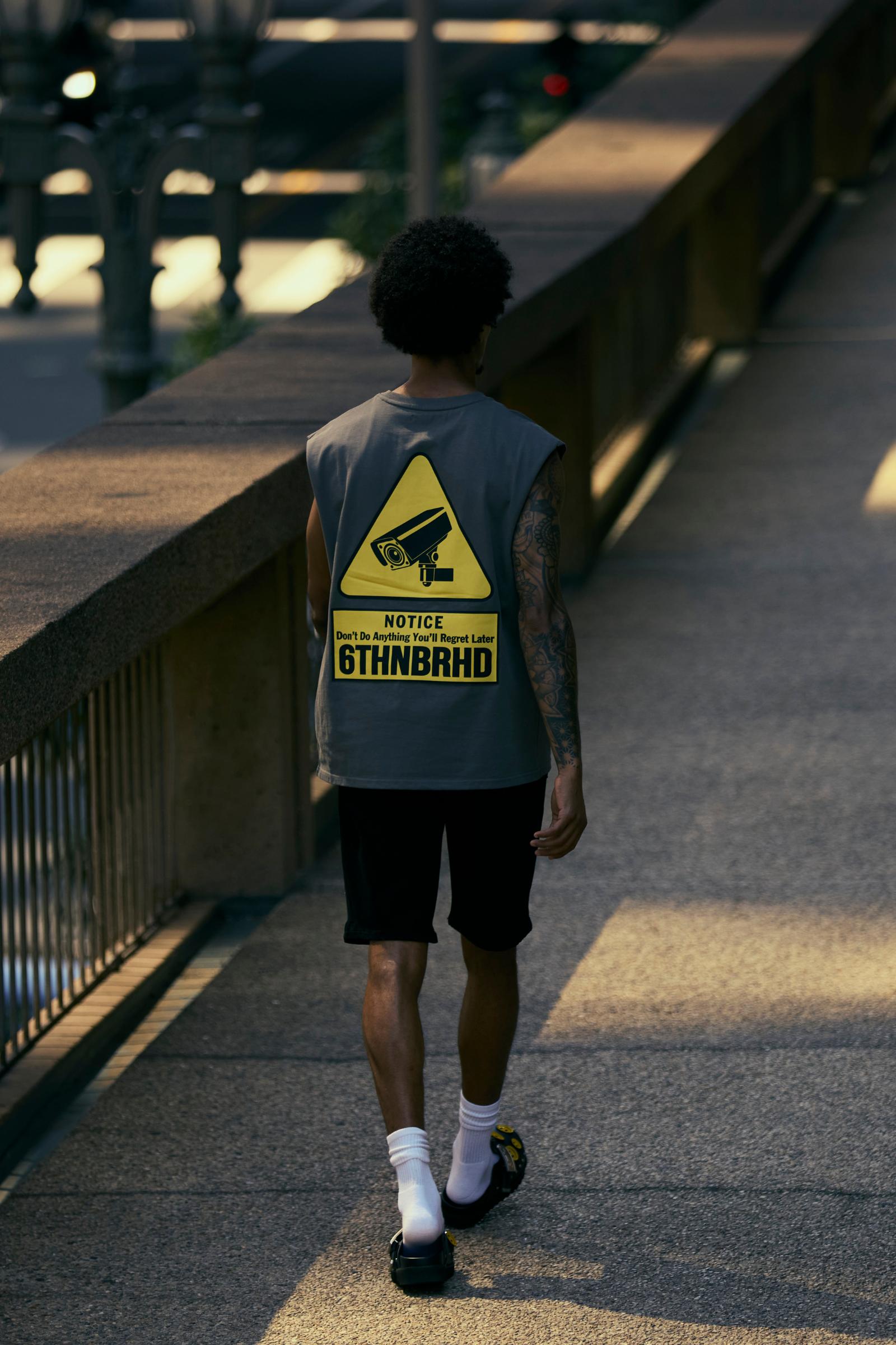 "Notice" Relaxed Sleeveless Tee Grey