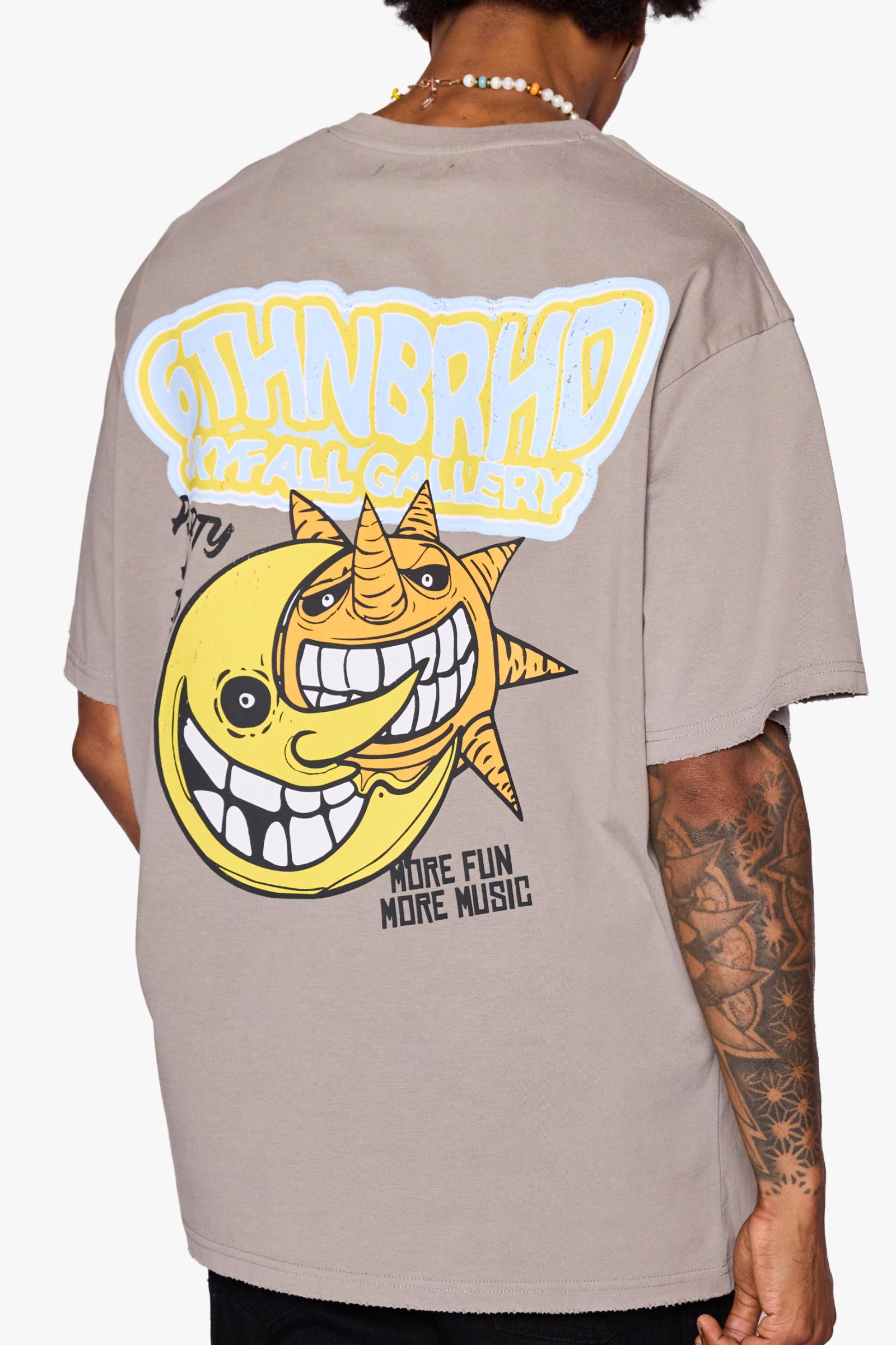 "Skyfall" Graphic Tee Grey