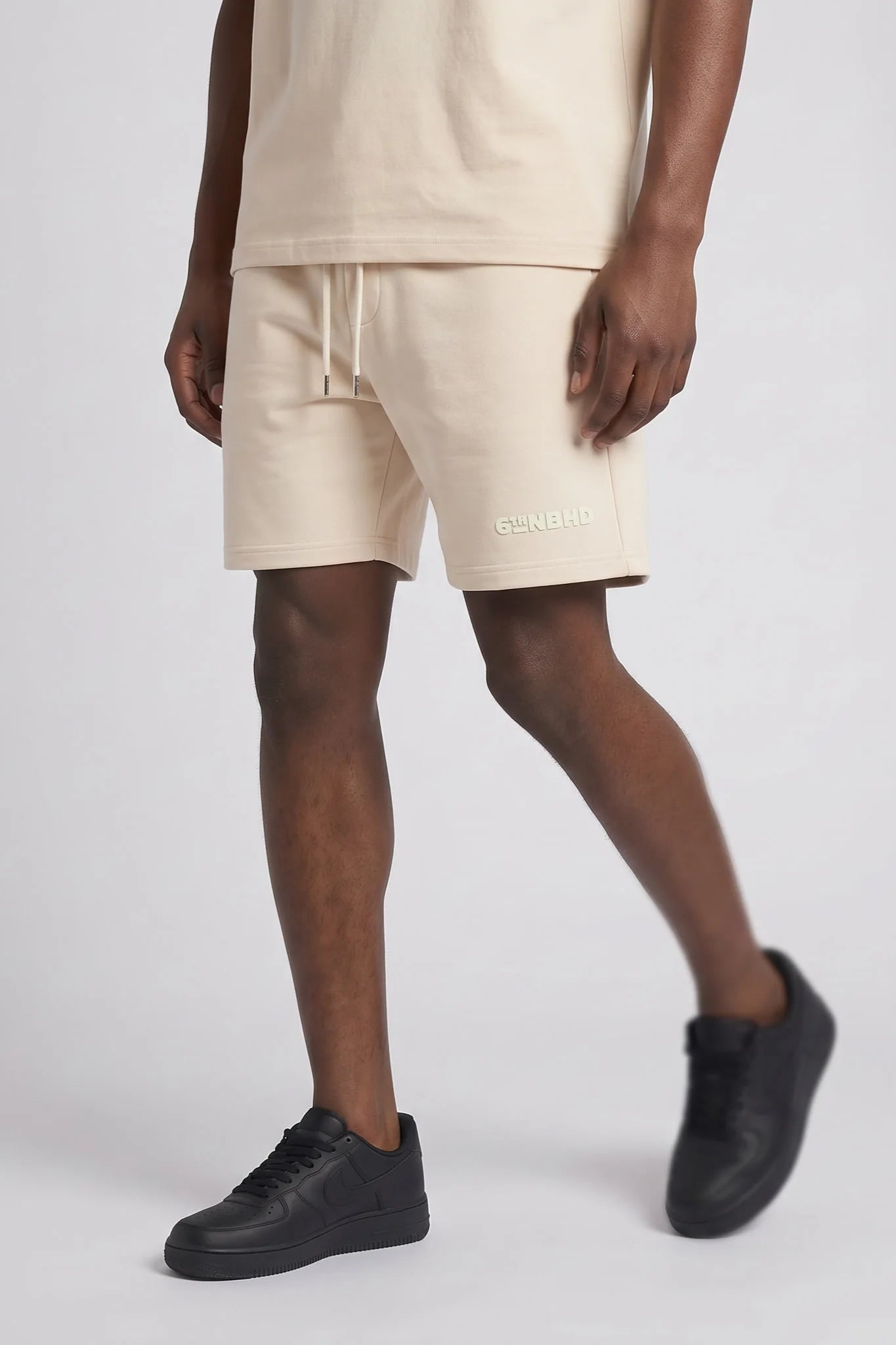 "Esntl 2.0" Relaxed Shorts Cream