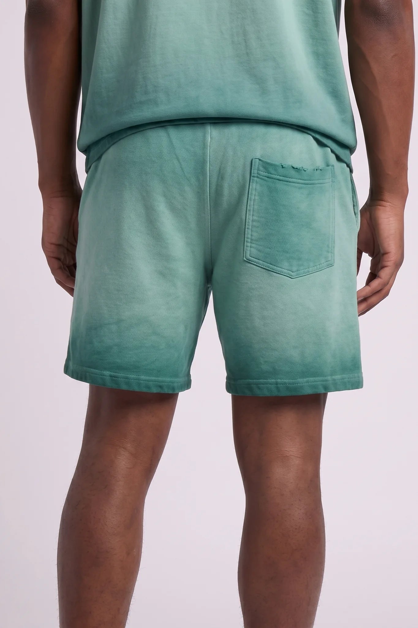 "Esntl 2.0" Vintage Corduroy Shorts Green