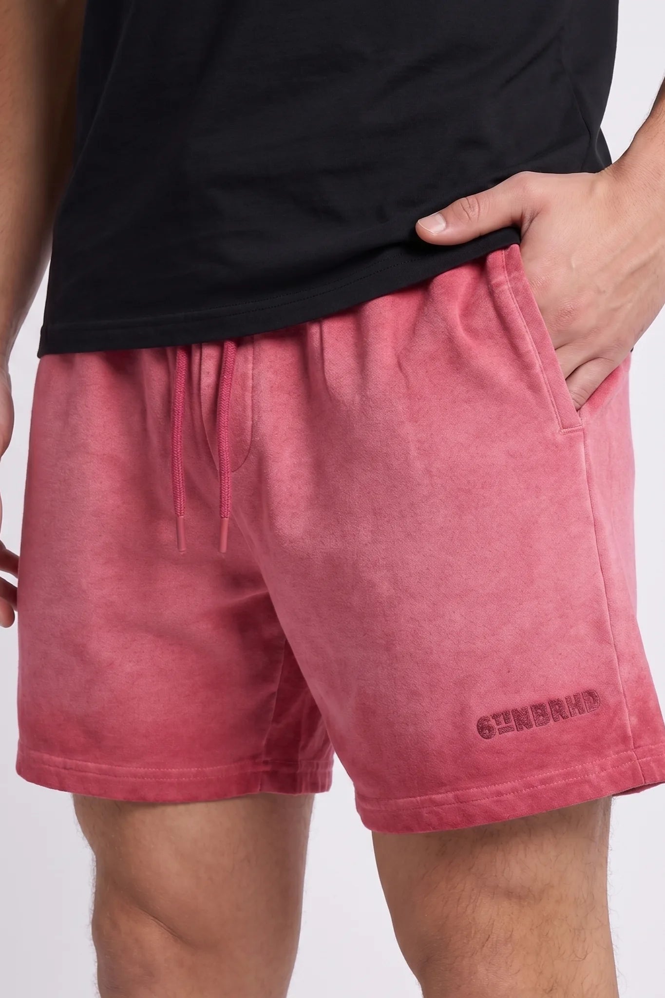 "Esntl 2.0" Vintage Shorts Red