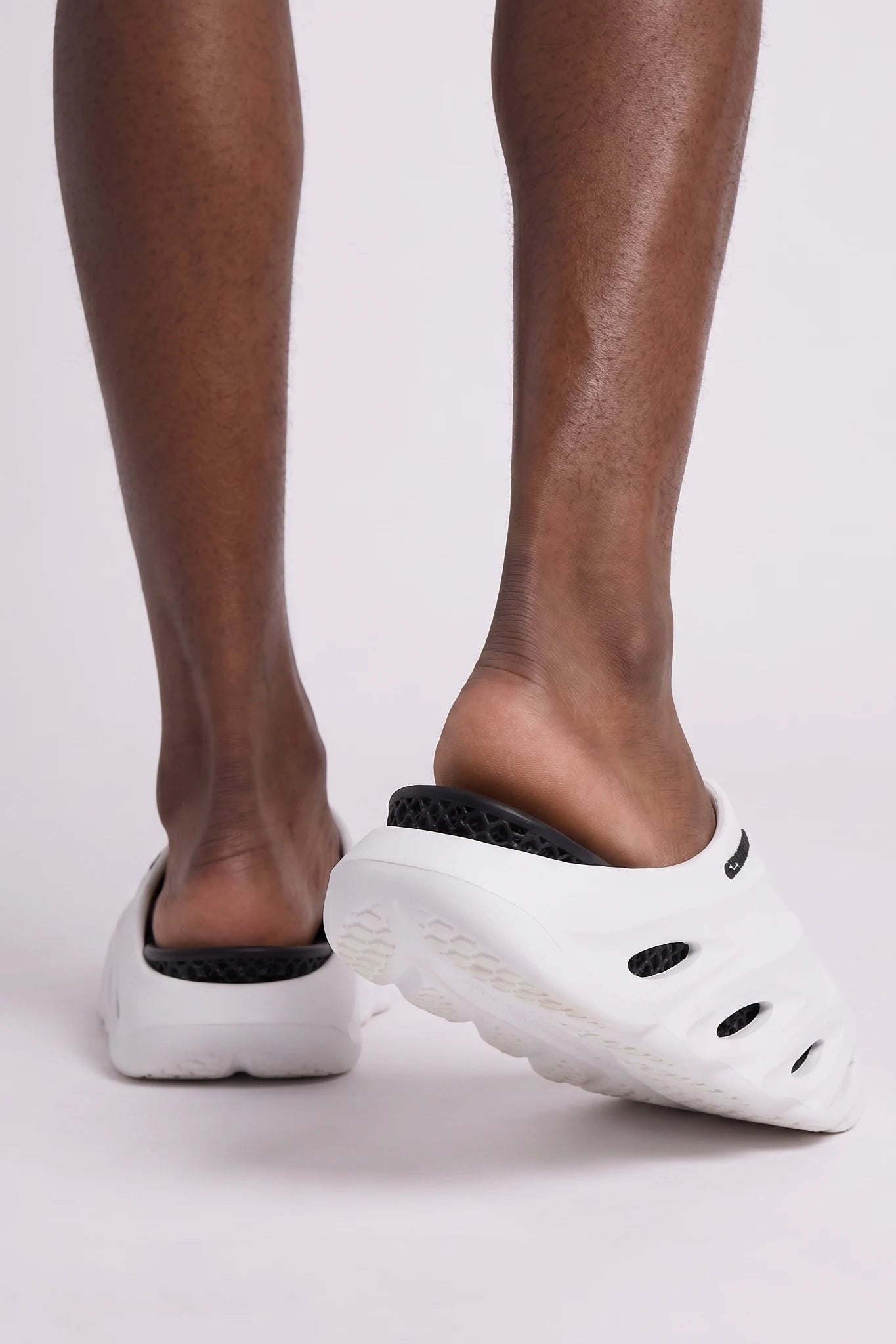 "Esntl 2.0" Slide White